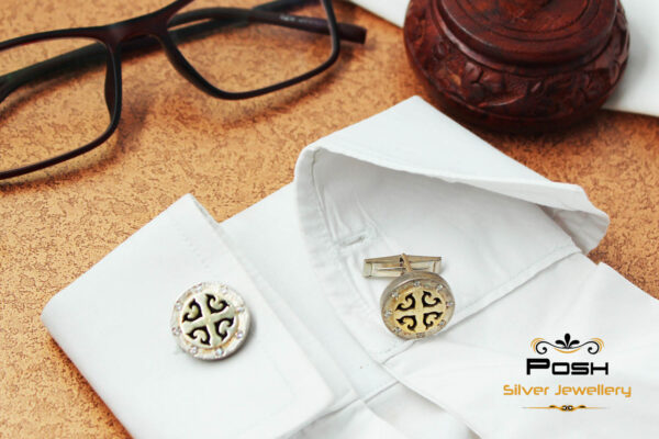 CUFFLINKS - GOLD POLISH