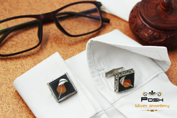 CUFFLINKS - MOTHER OF PEARL STONE